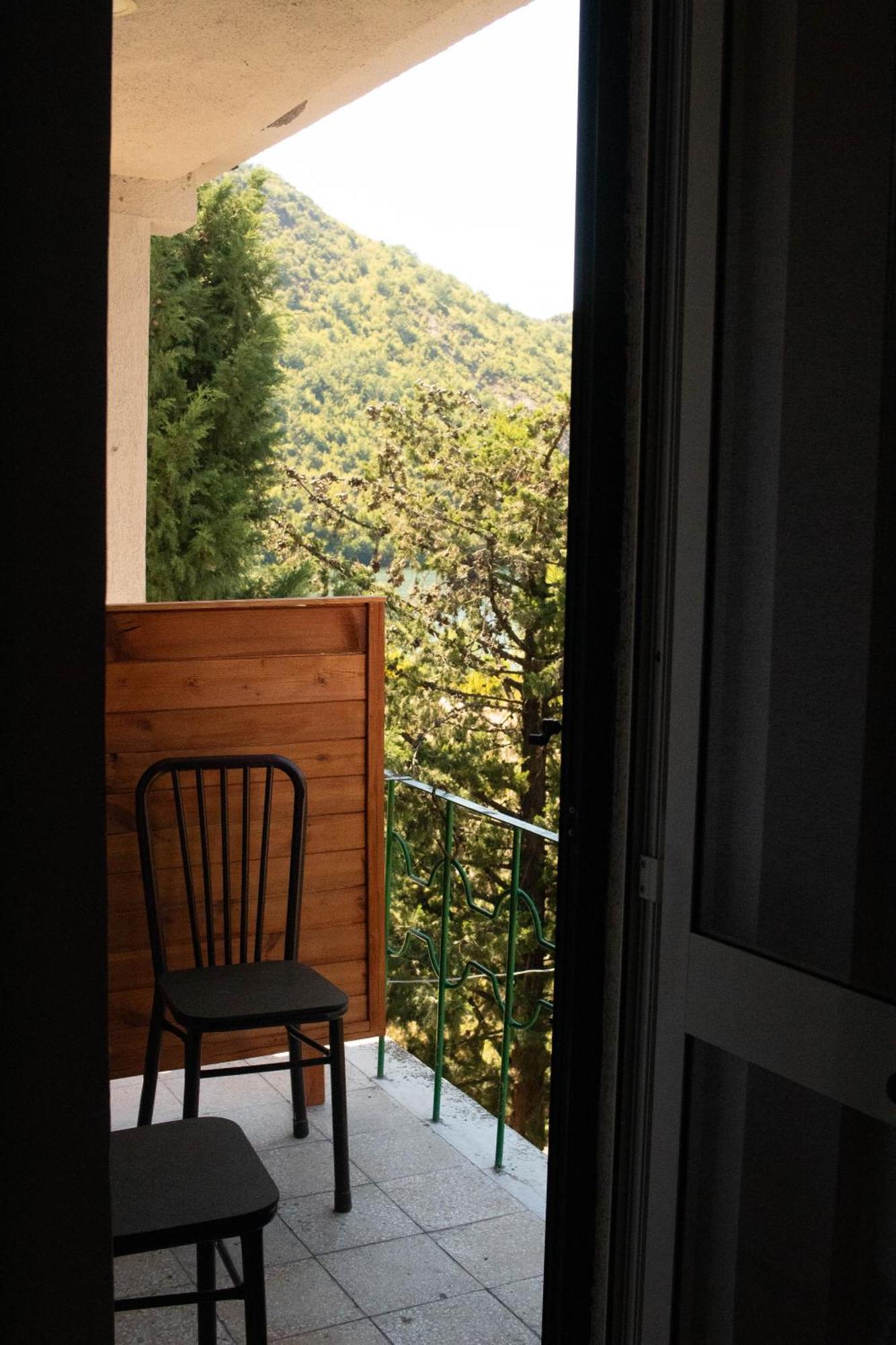 Agroturizem Hotel Vila Franceze Koman エクステリア 写真